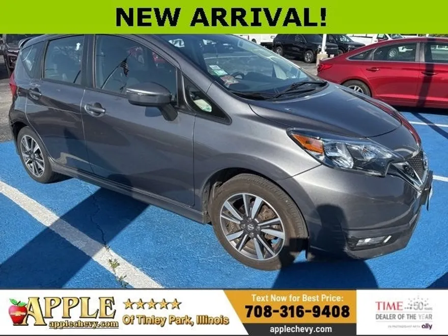 2018 Nissan Versa Note SR photo 1