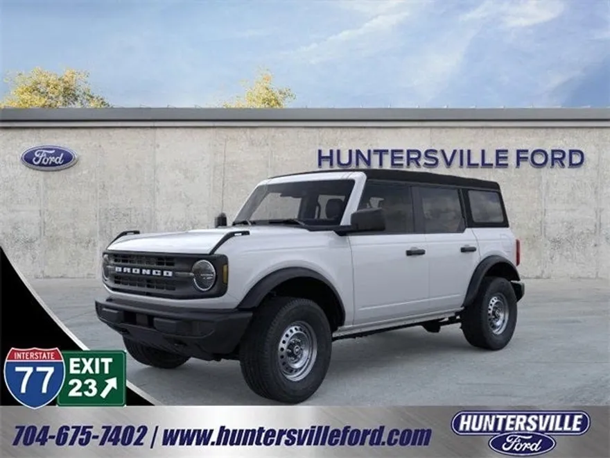2025 Ford Bronco Base photo 1