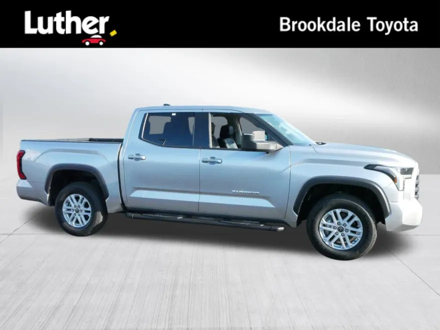 2023 Toyota Tundra SR5 photo 1