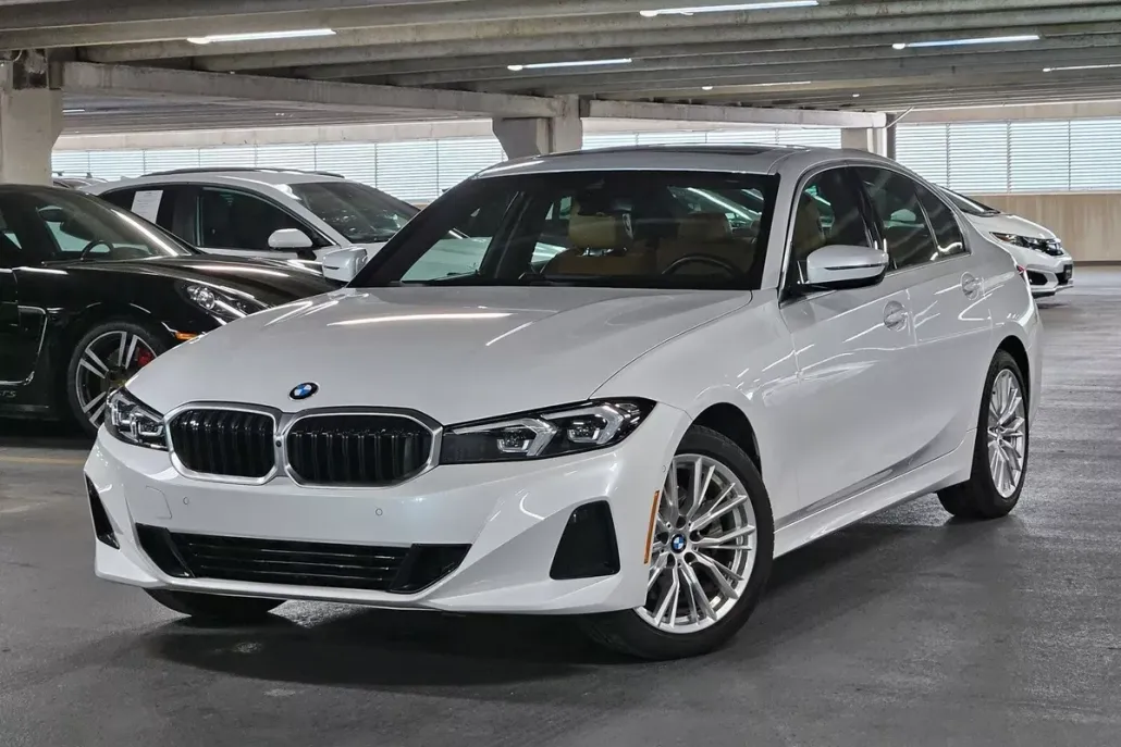 2024 Bmw 330i photo 1