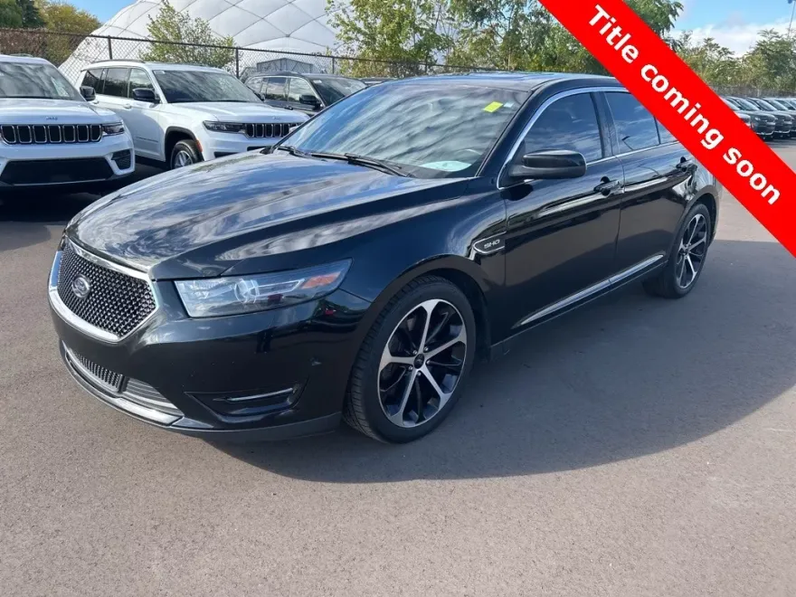 2016 Ford Taurus SHO photo 1
