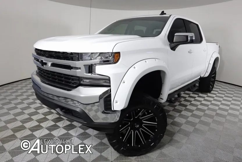 2020 Chevrolet Silverado 1500 LT photo 1