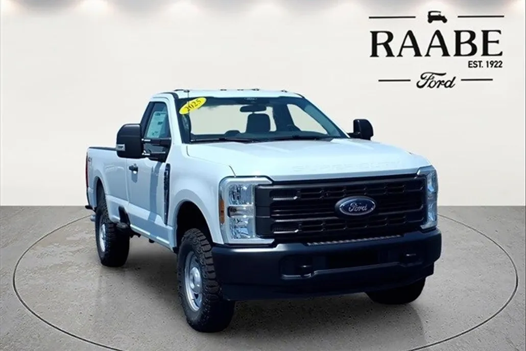 2025 Ford F-250 XL photo 1
