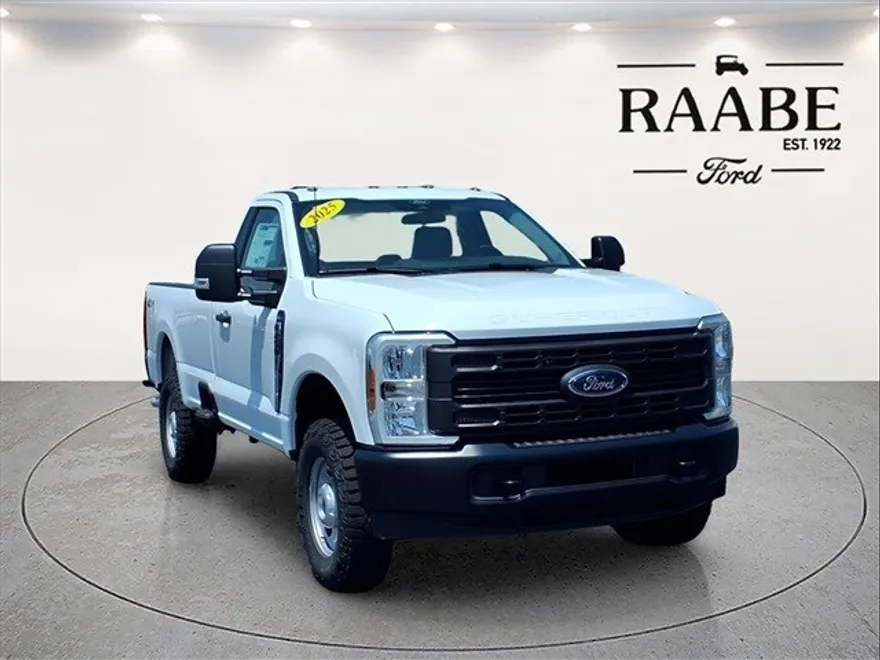 2025 Ford F-250 XL photo 1
