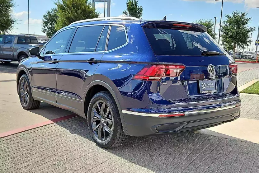 2024 Volkswagen Tiguan SE Wolfsburg Edition photo 1