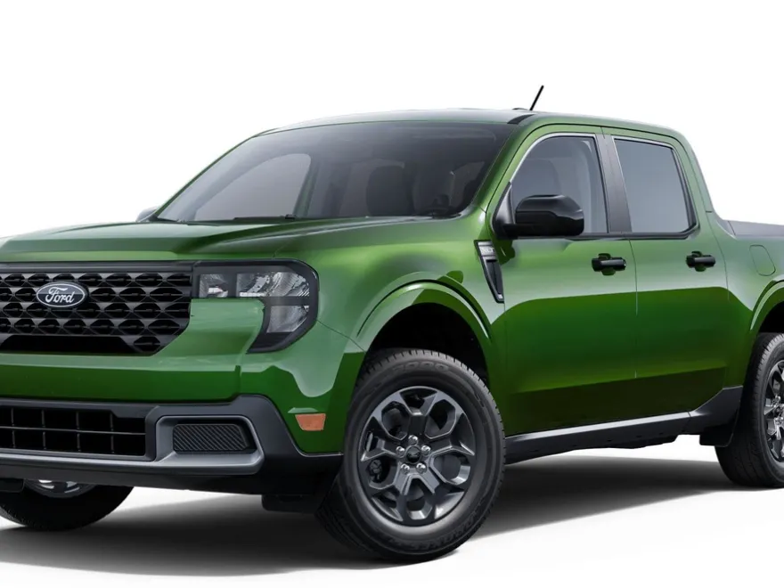 2025 Ford Maverick XLT photo 1