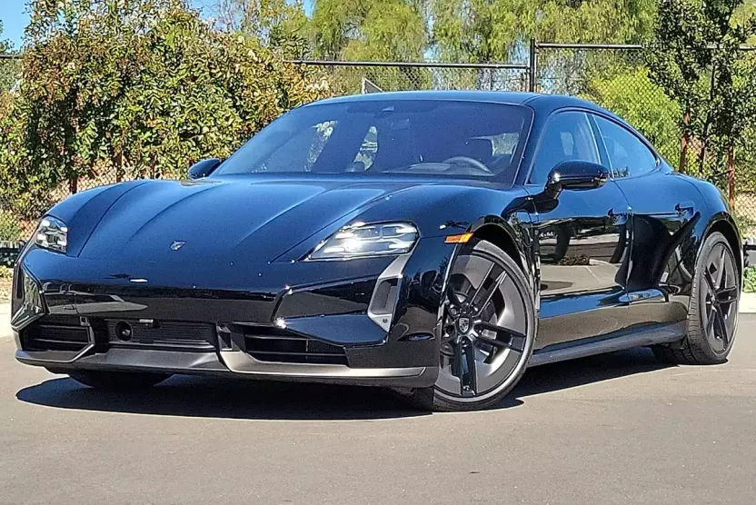 2026 Porsche Taycan Turbo photo 1