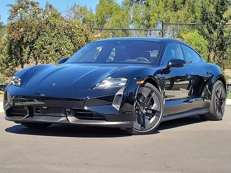 2026 Porsche Taycan Turbo photo 1