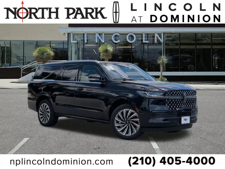 2025 Lincoln Navigator Black Label photo 1