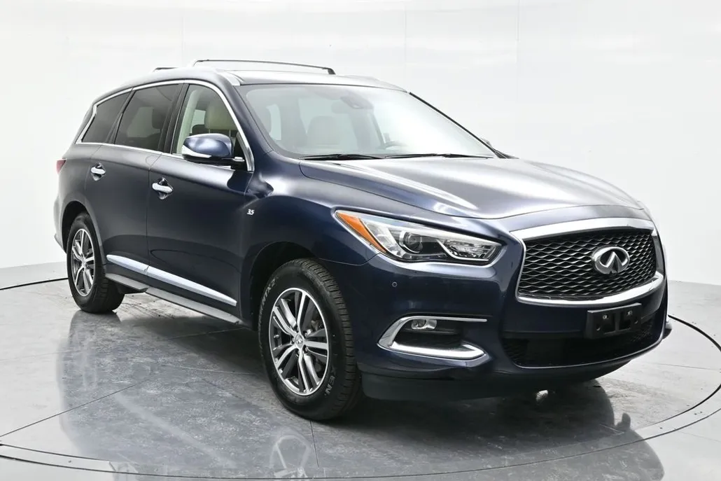 2019 Infiniti QX60 Luxe photo 1