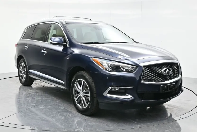 2019 Infiniti QX60 Luxe photo 1
