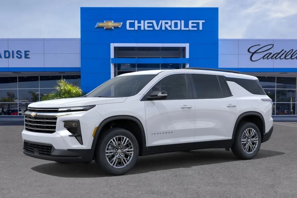 2026 Chevrolet Traverse photo 1