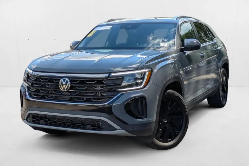 2025 Volkswagen Atlas Cross Sport SE Technology photo 1