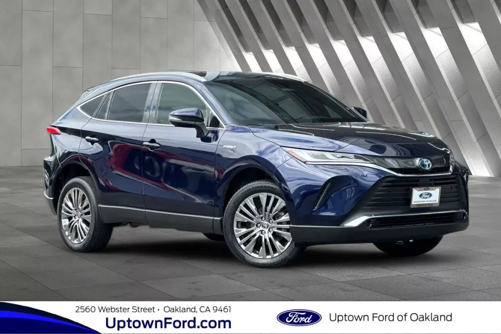 2021 Toyota Venza XLE photo 1