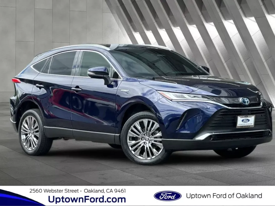 2021 Toyota Venza XLE photo 1