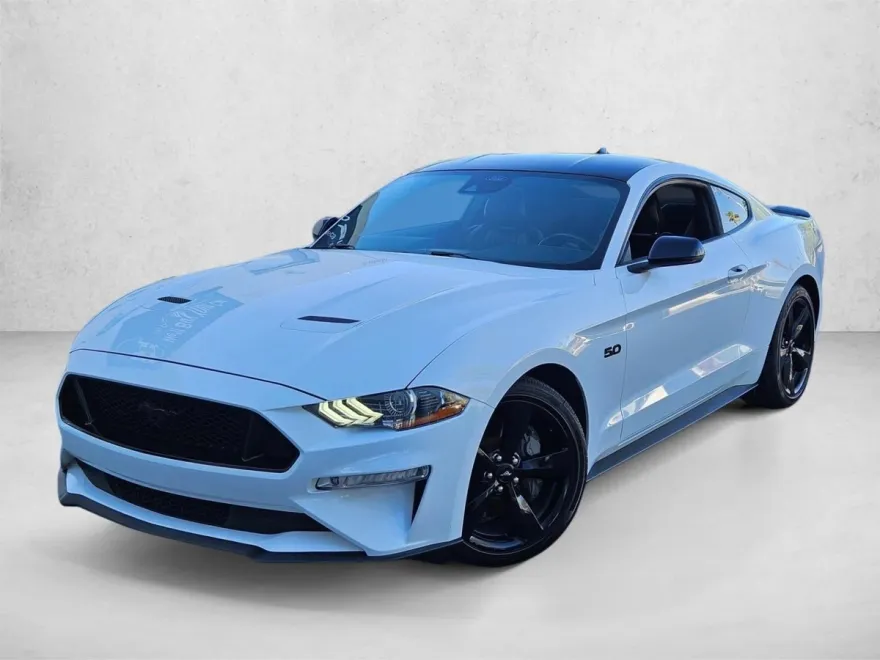 2022 Ford Mustang GT Premium photo 1
