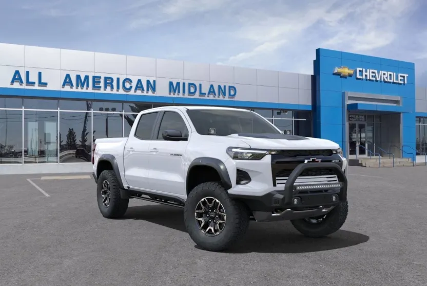 2025 Chevrolet Colorado ZR2 photo 1