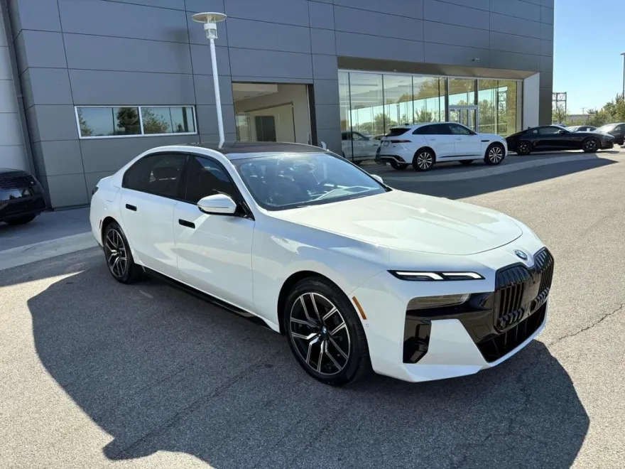 2024 Bmw 740i xDrive photo 1