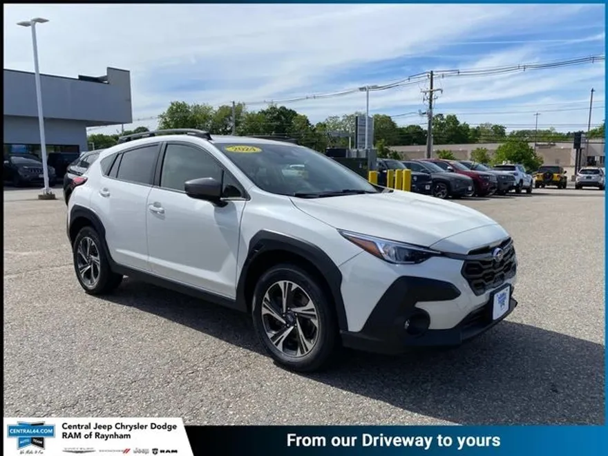 2024 Subaru Crosstrek Premium photo 1