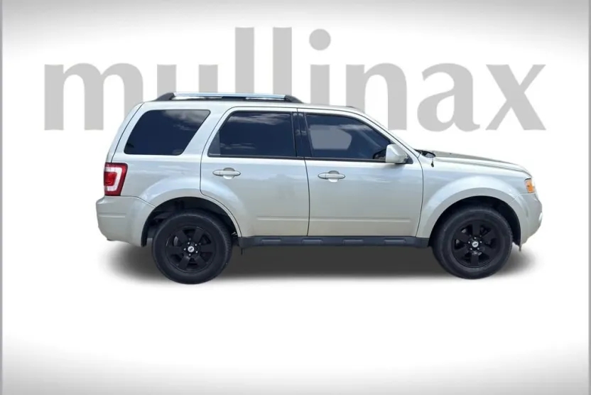 2011 Ford Escape Limited photo 1