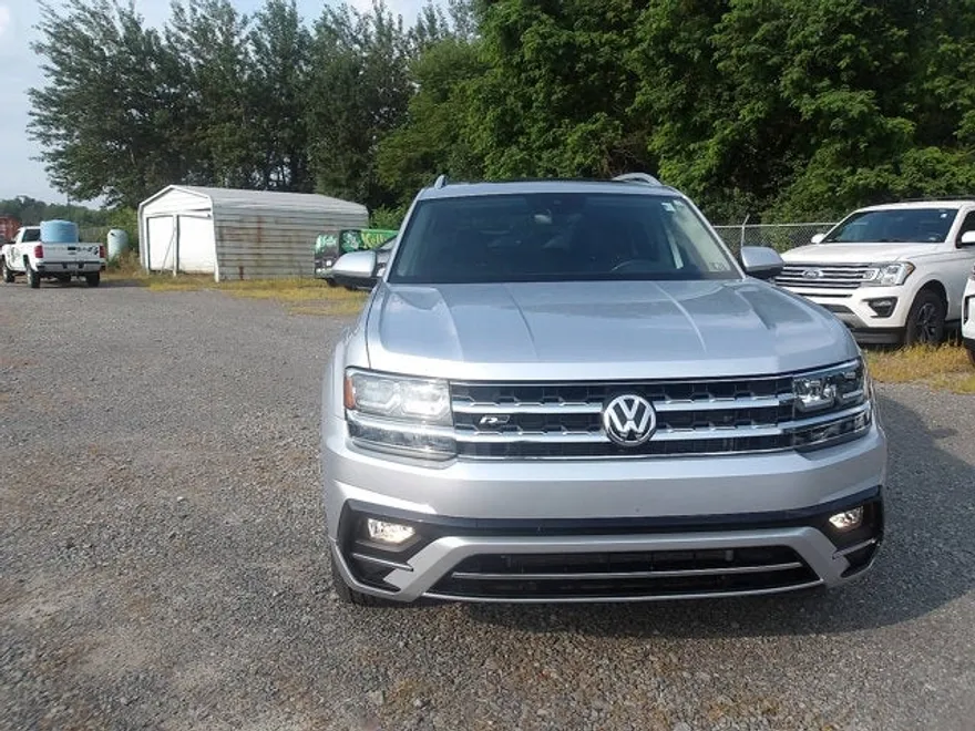 2019 Volkswagen Atlas V6 SEL R-Line photo 1