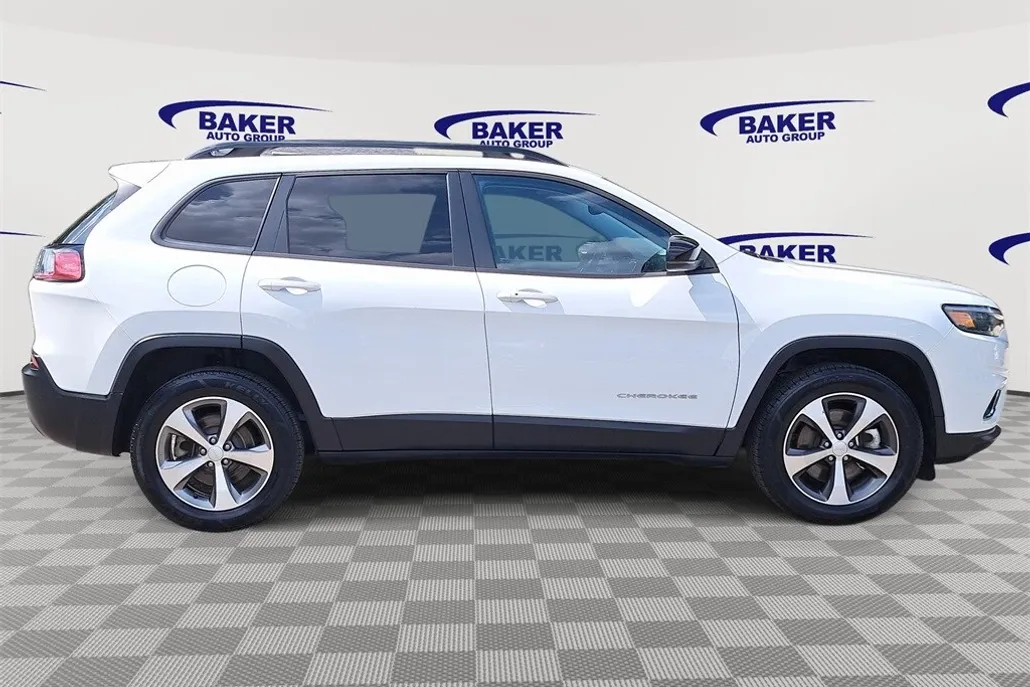 2022 Jeep Cherokee Limited photo 1
