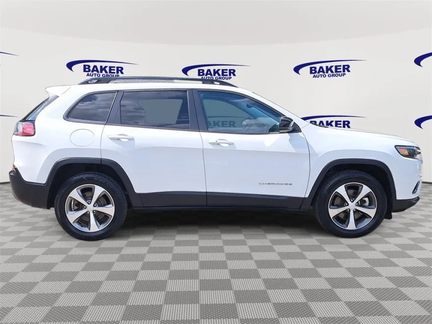2022 Jeep Cherokee Limited photo 1