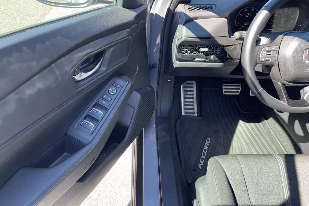 2024 Honda Accord Hybrid Sport photo 1
