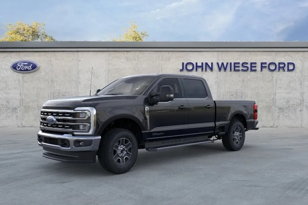 2025 Ford F-350 Lariat photo 1