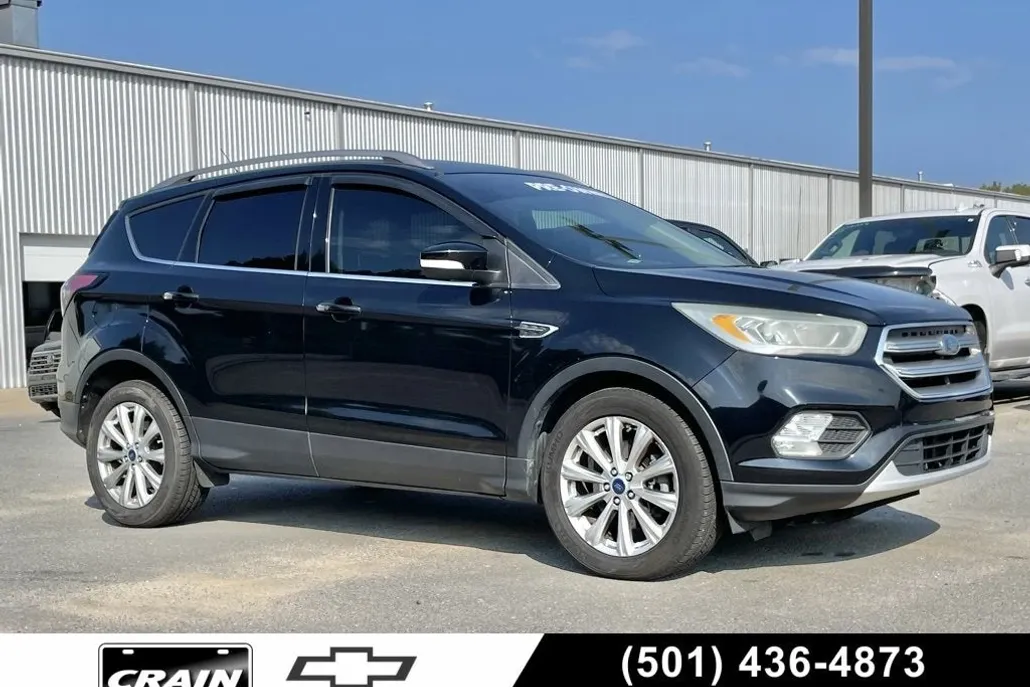 2017 Ford Escape Titanium photo 1