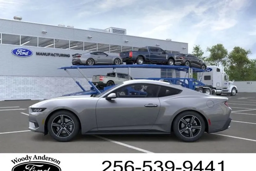 2025 Ford Mustang EcoBoost photo 1