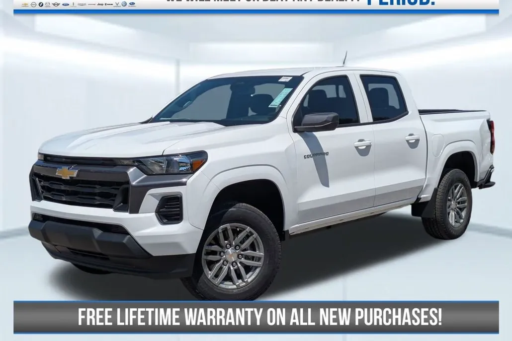 2026 Chevrolet Colorado LT photo 1