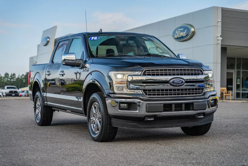 2018 Ford F-150 Lariat photo 1