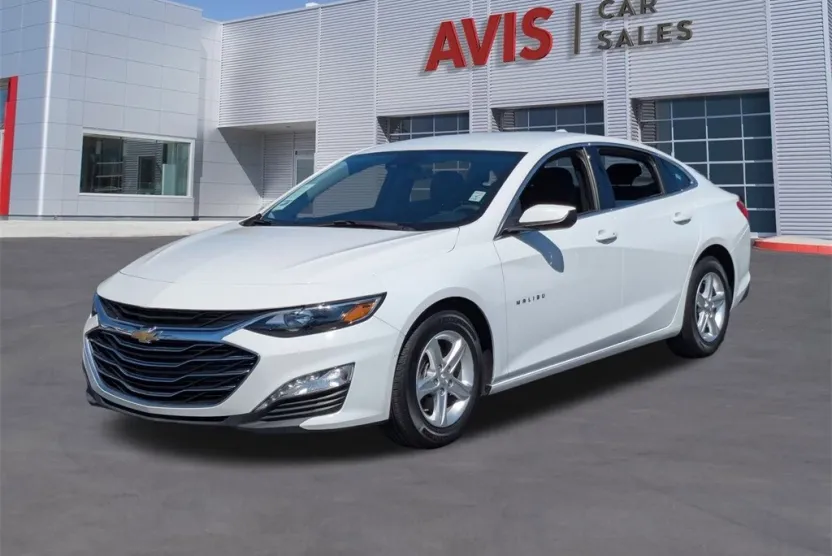 2023 Chevrolet Malibu 1LT photo 1