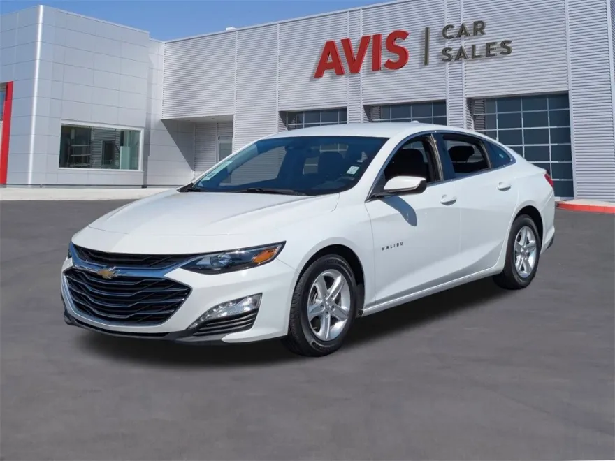 2023 Chevrolet Malibu 1LT photo 1