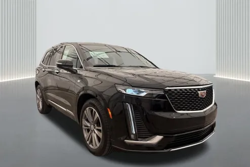2025 Cadillac XT6 Premium Luxury photo 3