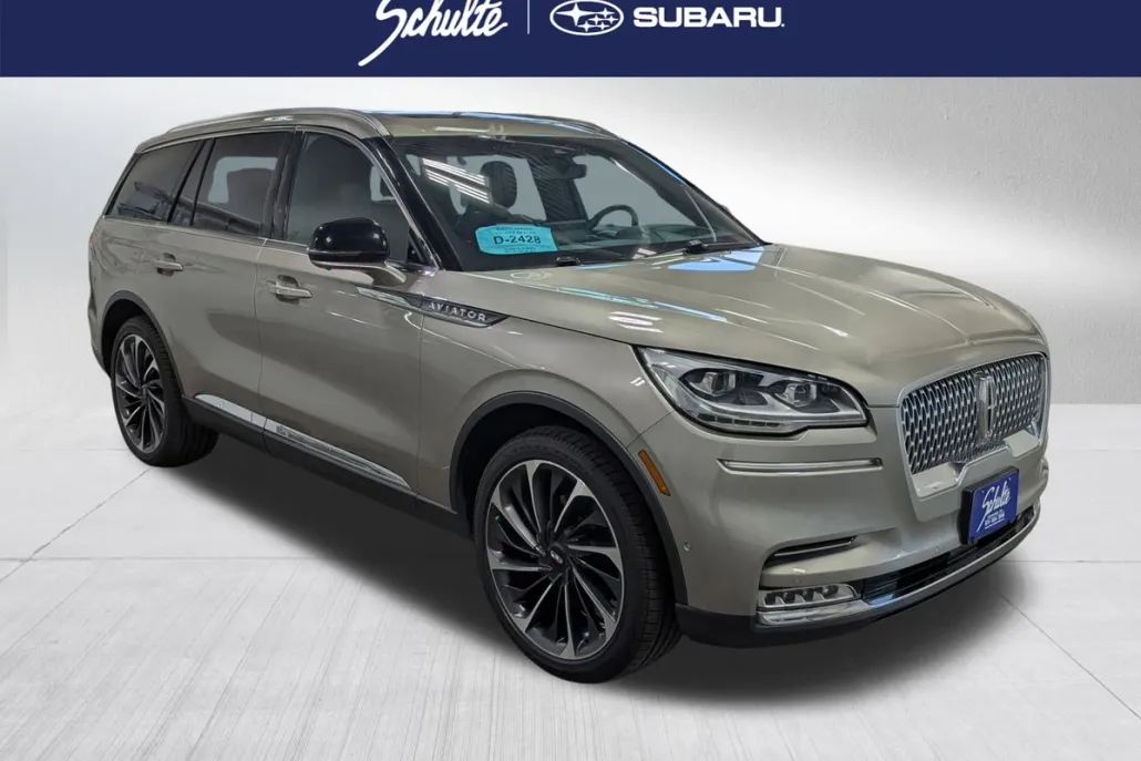 2023 Lincoln Aviator Reserve photo 1