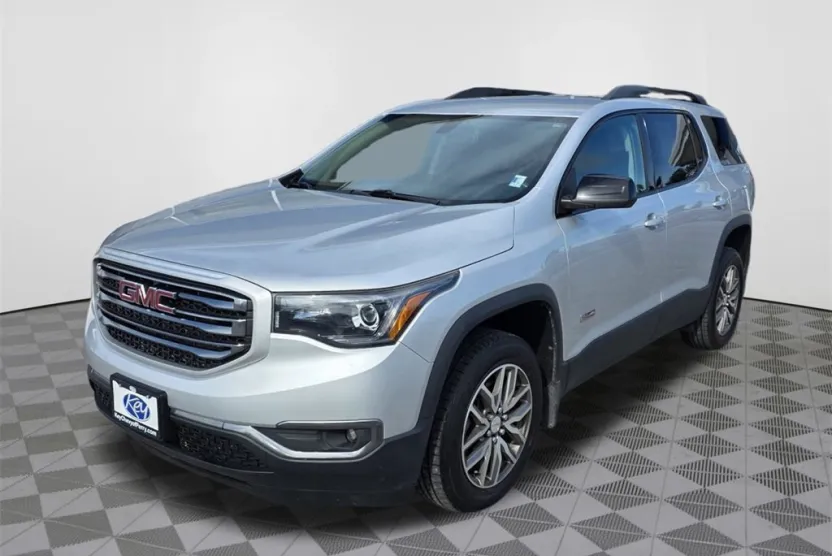 2017 Gmc Acadia SLE photo 1