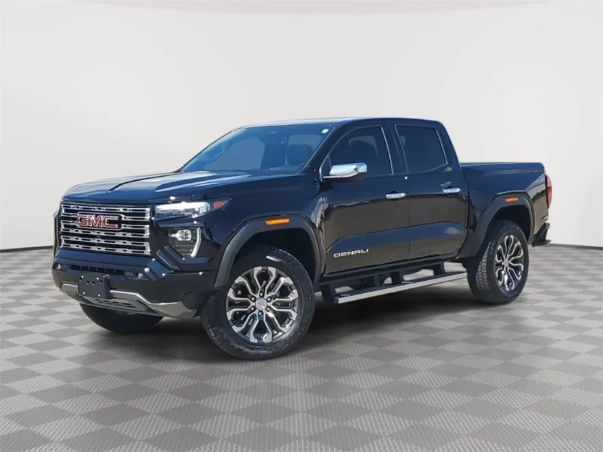 2024 Gmc Canyon Denali photo 1