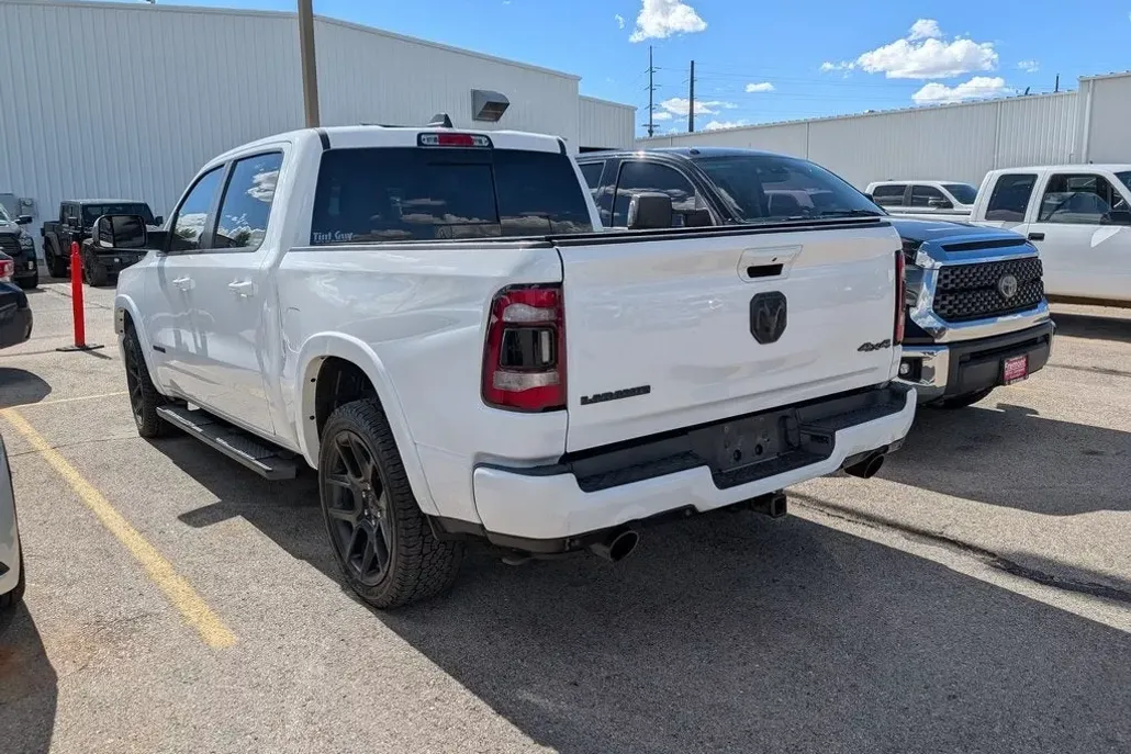 2020 Ram 1500 Laramie photo 1