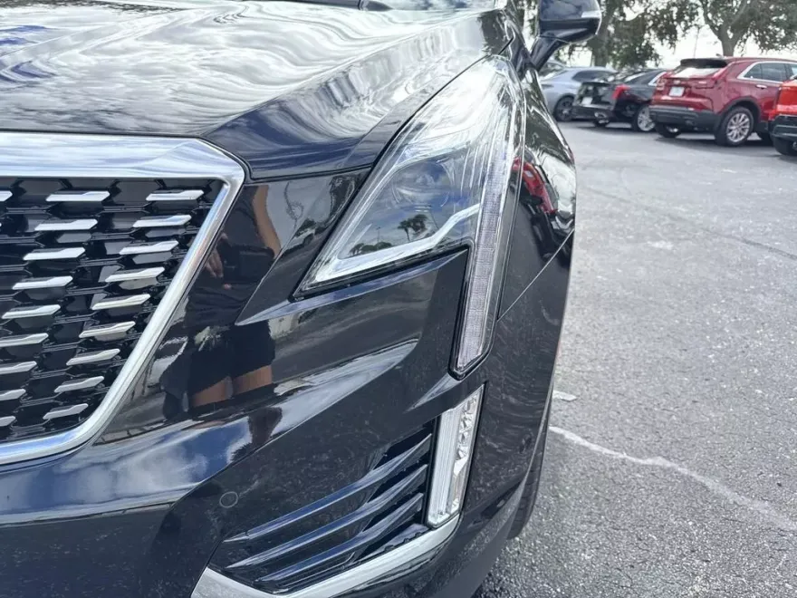 2025 Cadillac XT5 Premium Luxury photo 1
