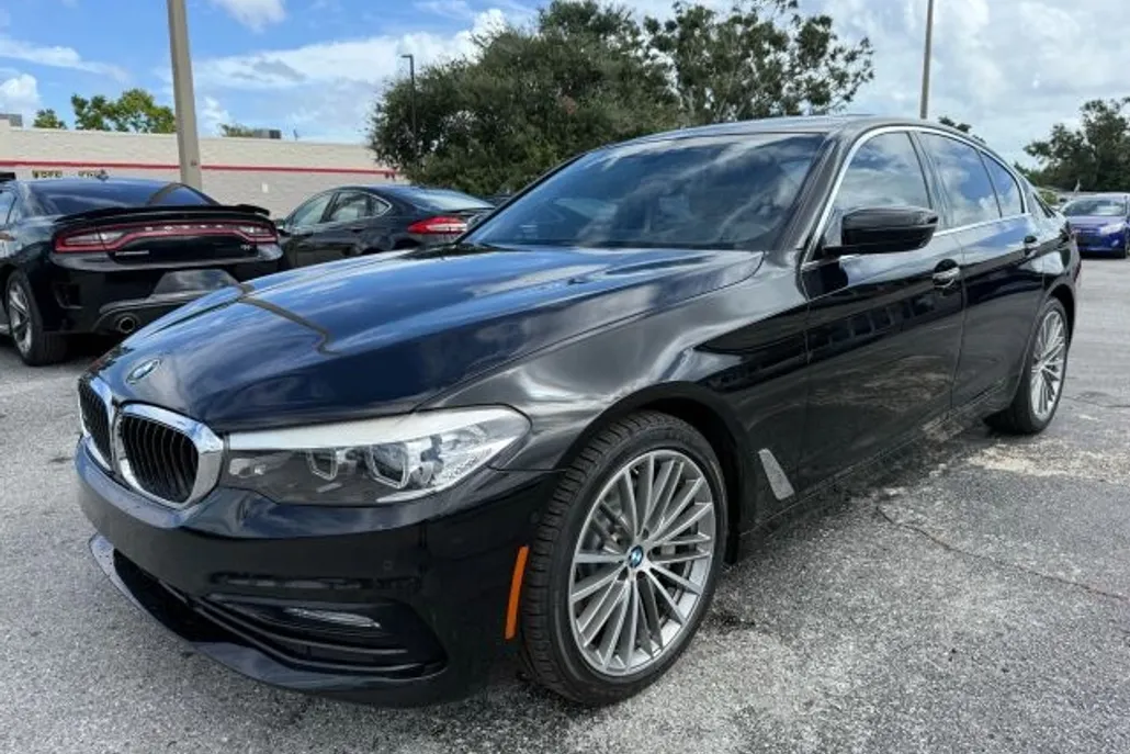 2017 Bmw 530i photo 1