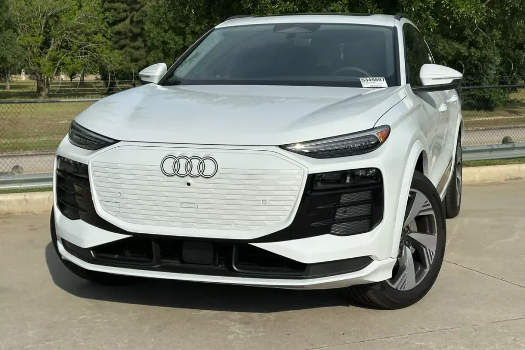 2025 Audi Q6 E-tron Premium photo 1