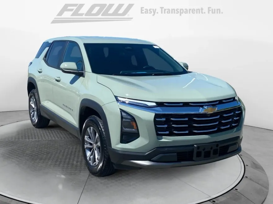 2025 Chevrolet Equinox LT photo 1