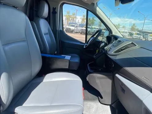 2019 Ford Transit Van photo 4