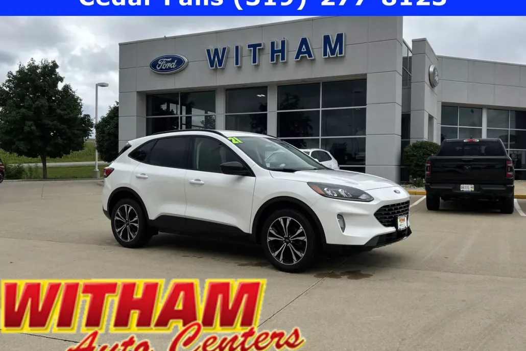 2021 Ford Escape SEL photo 1