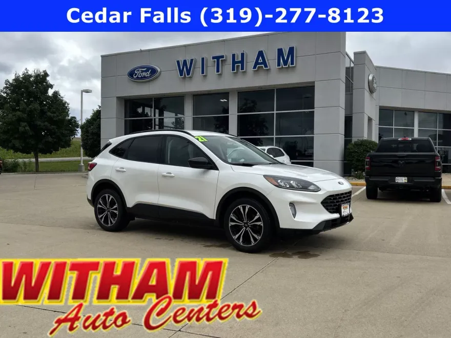 2021 Ford Escape SEL photo 1