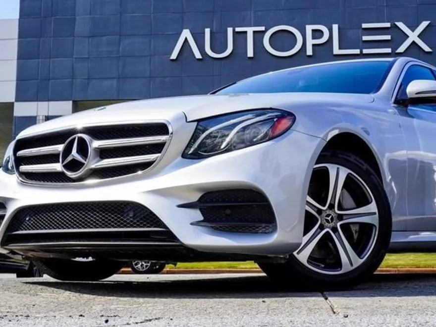 2020 Mercedes Benz E 350 4MATIC Sedan photo 1