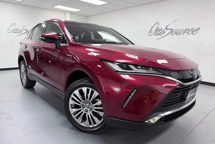 2021 Toyota Venza XLE photo 1
