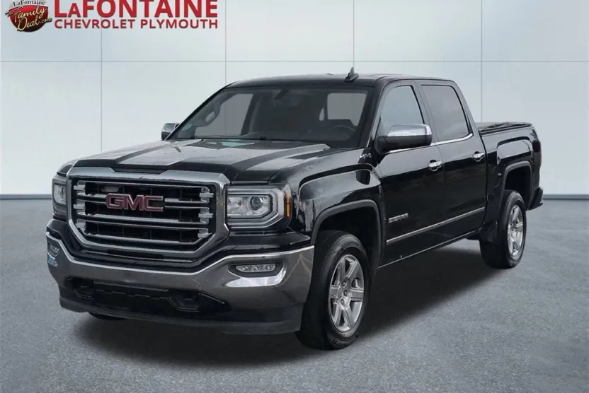 2017 Gmc Sierra SLT photo 1